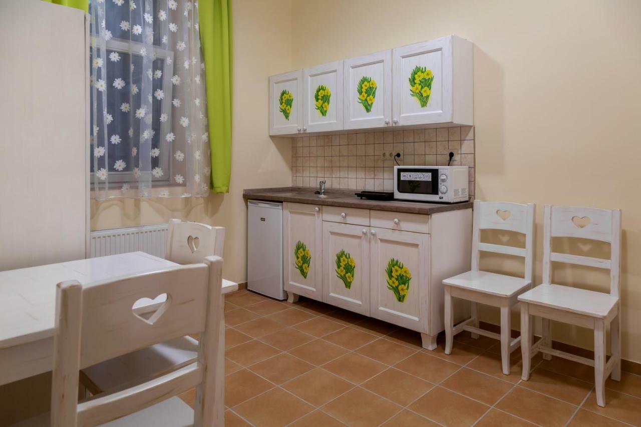 Balzsam Apartmanhaz Harkány Εξωτερικό φωτογραφία