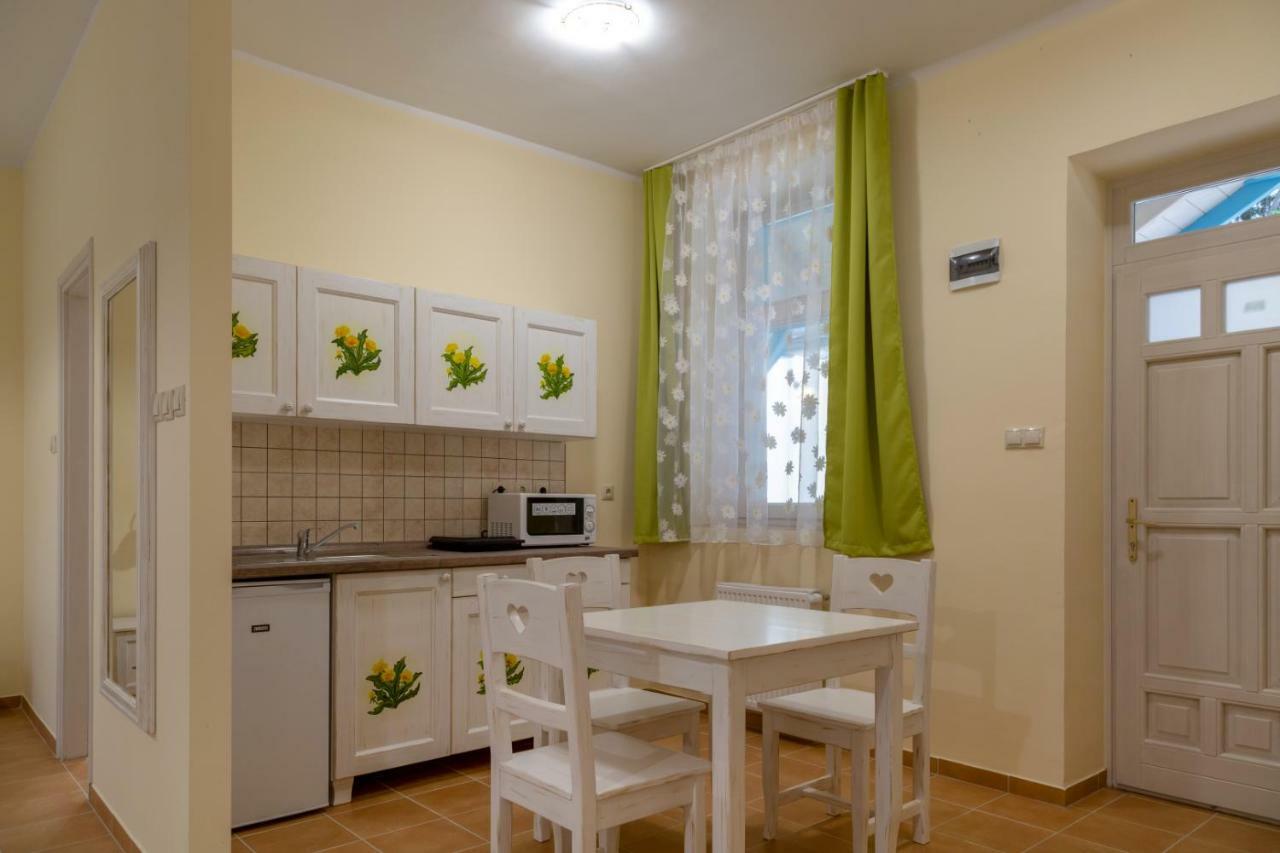 Balzsam Apartmanhaz Harkány Εξωτερικό φωτογραφία