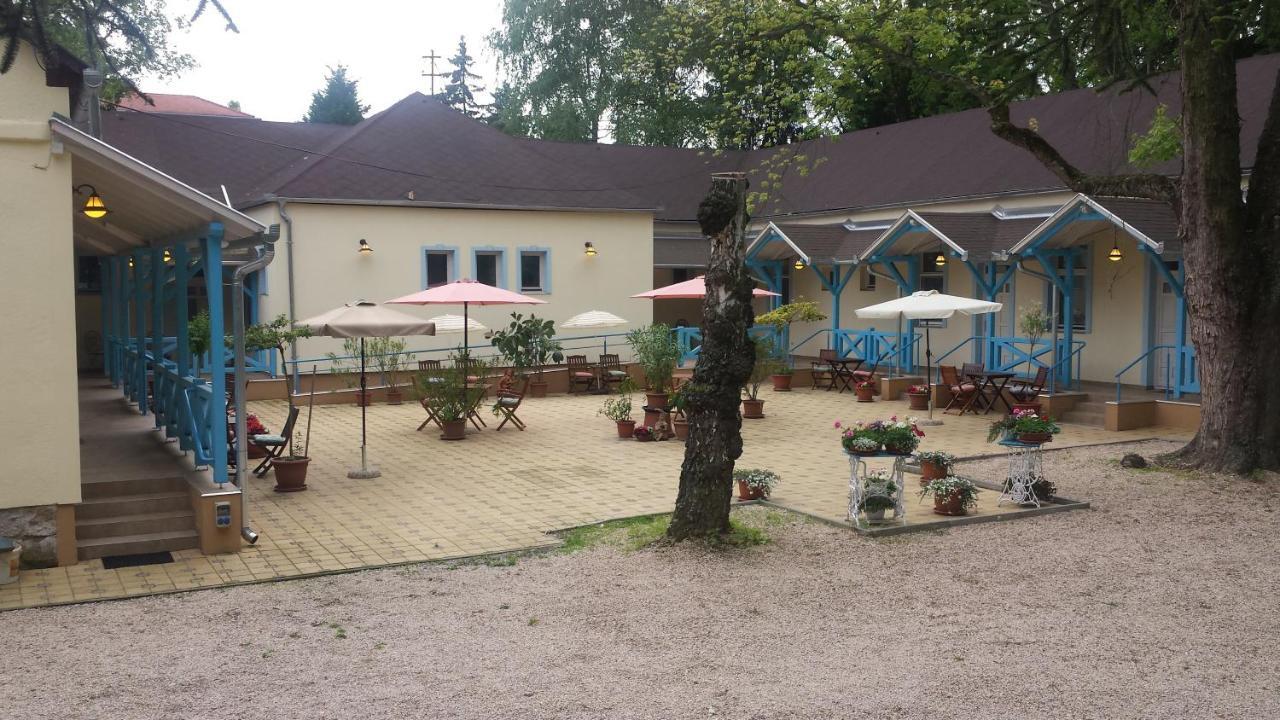 Balzsam Apartmanhaz Harkány Εξωτερικό φωτογραφία